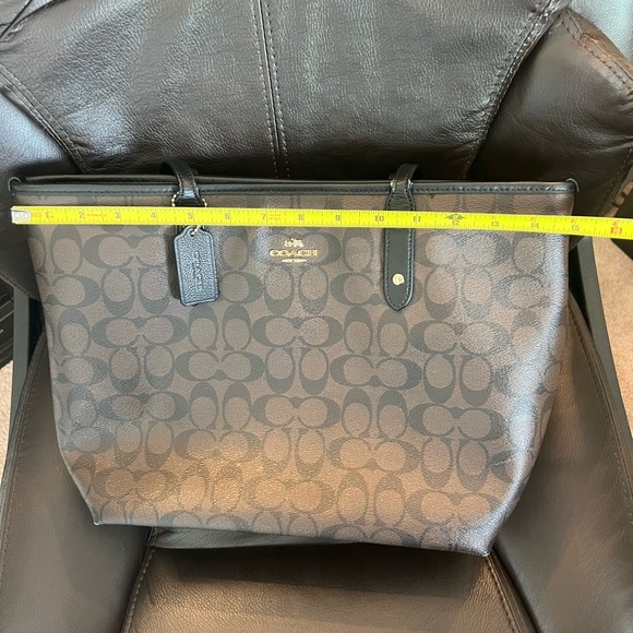 Coach Bag. Perfect size tote and gorgeous brown, black & gold. - Picture 12 of 16